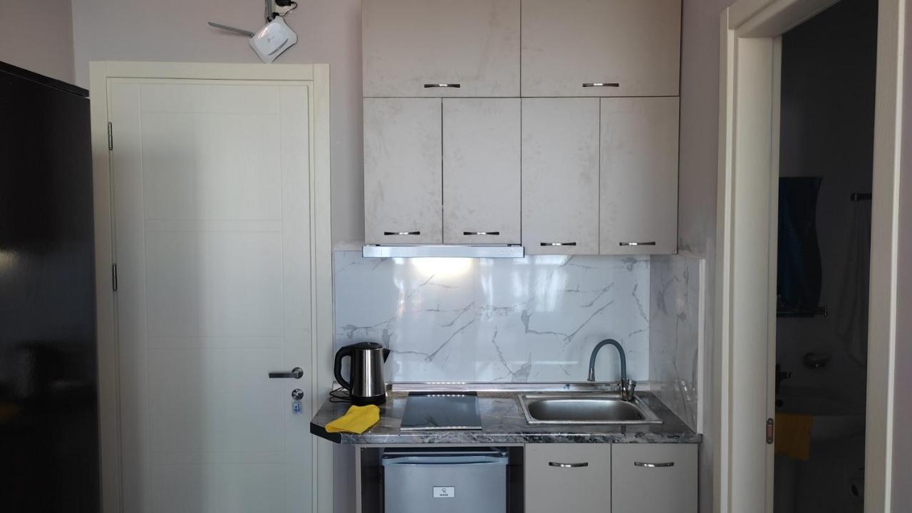 Geno Guest House Kvariati Ngoại thất bức ảnh