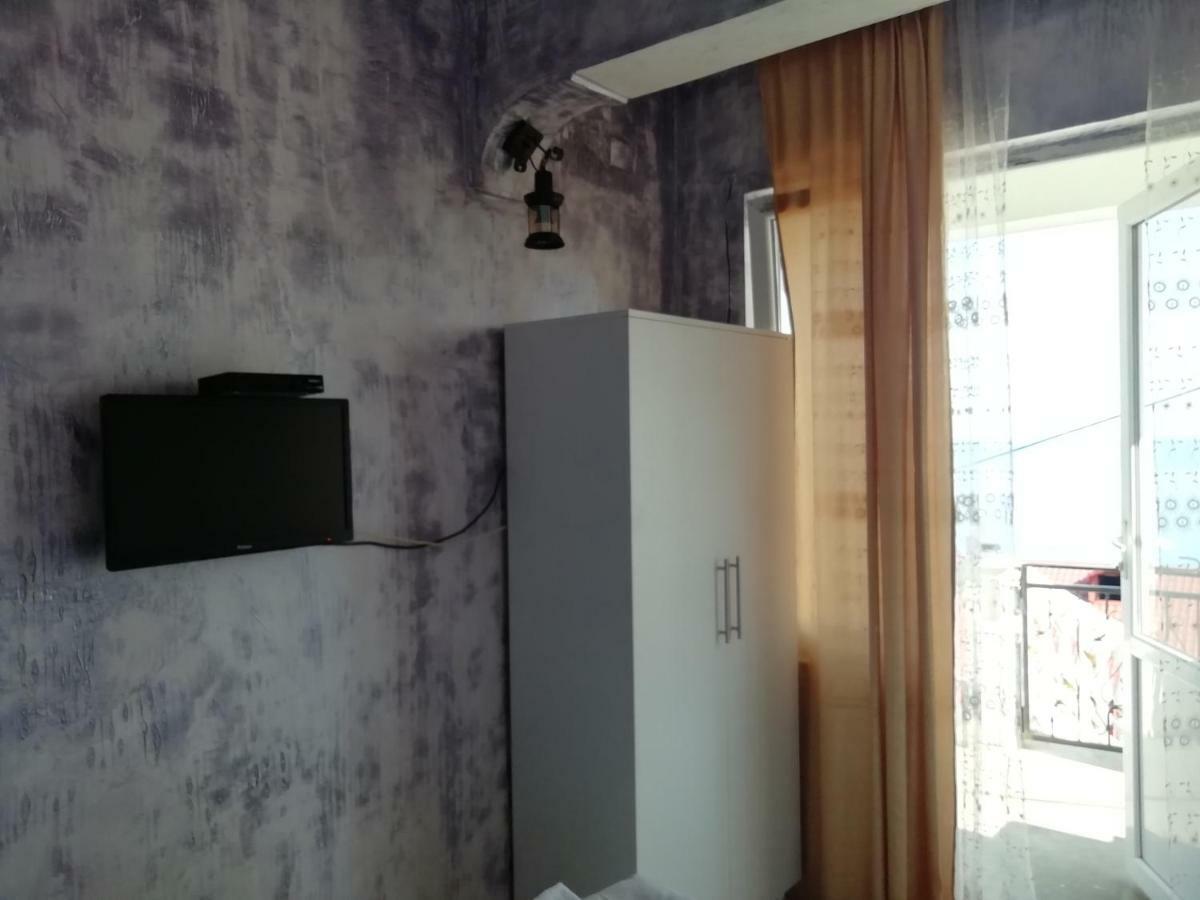 Geno Guest House Kvariati Ngoại thất bức ảnh