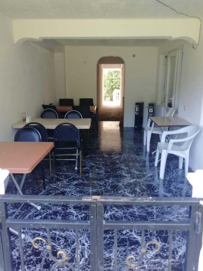 Geno Guest House Kvariati Ngoại thất bức ảnh