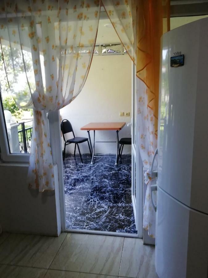 Geno Guest House Kvariati Ngoại thất bức ảnh
