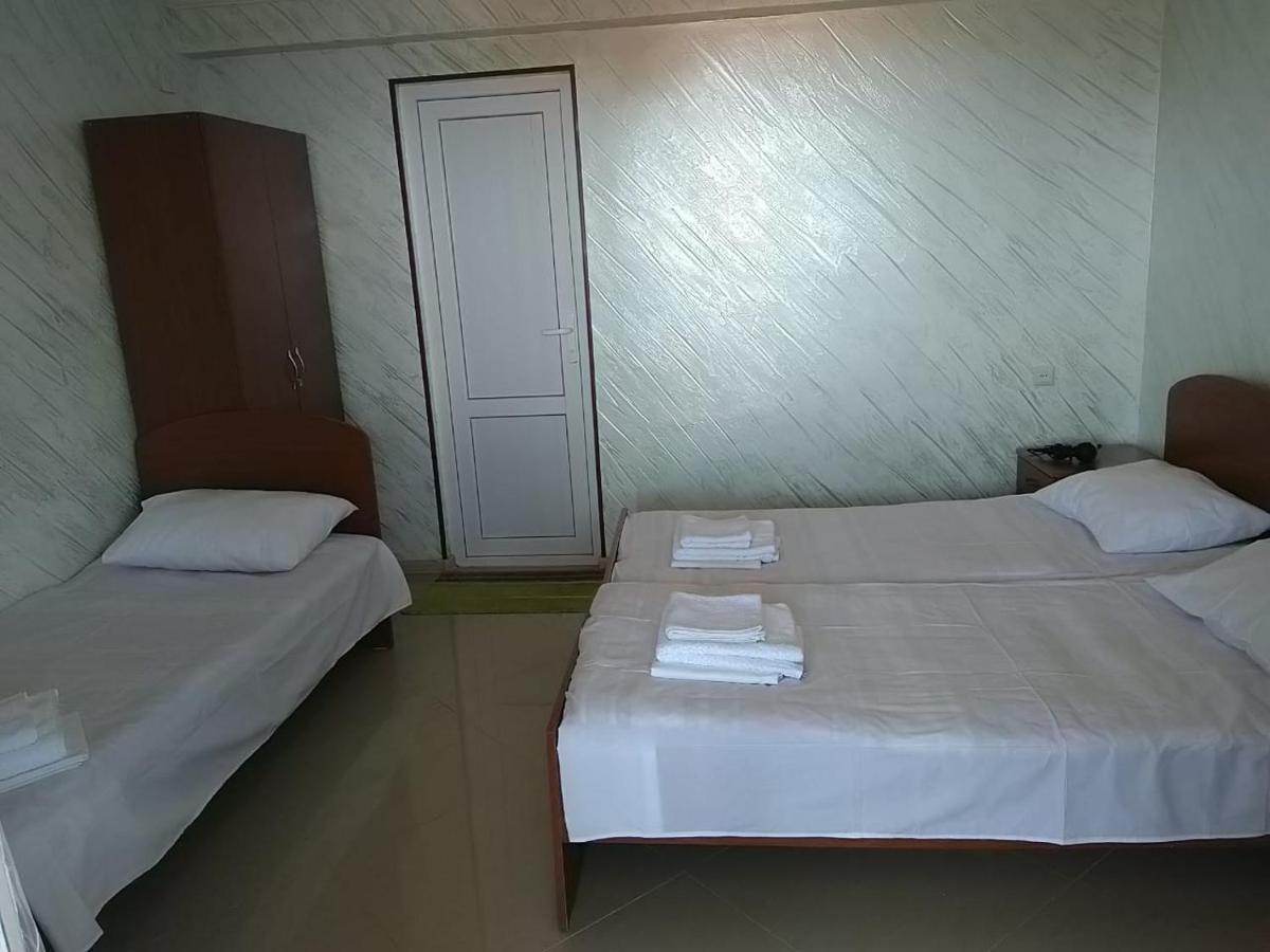 Geno Guest House Kvariati Ngoại thất bức ảnh